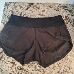 Lululemon Shorts Black color size 2